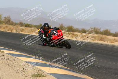 media/Apr-10-2022-SoCal Trackdays (Sun) [[f104b12566]]/Turn 7 Inside (1025am)/